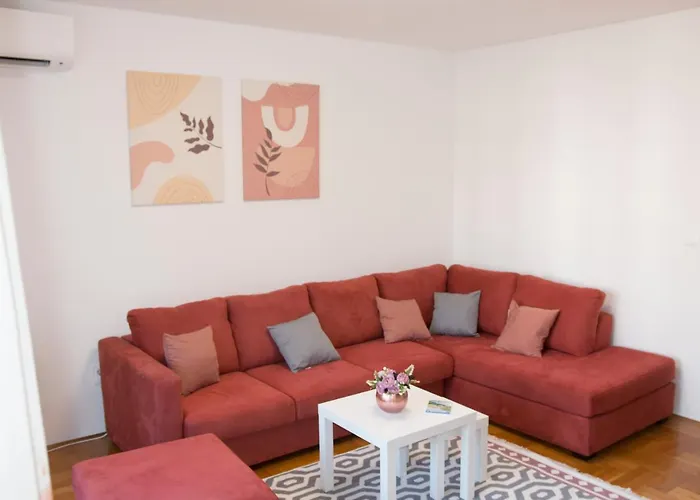 Memories Apartment