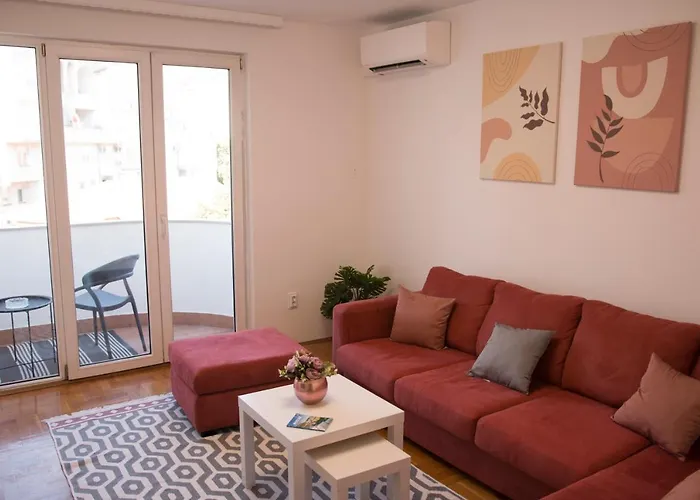 Memories Apartment